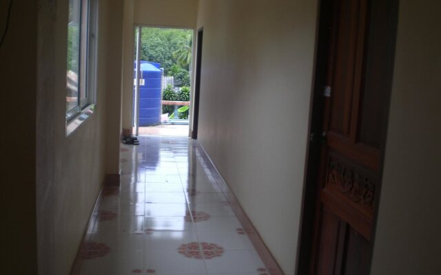 Lanta Orange House