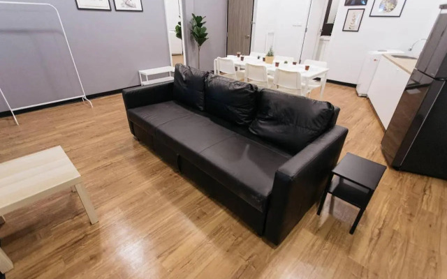 U3 Large 2 Bedroom Full kitchen near BTS Udomsuk