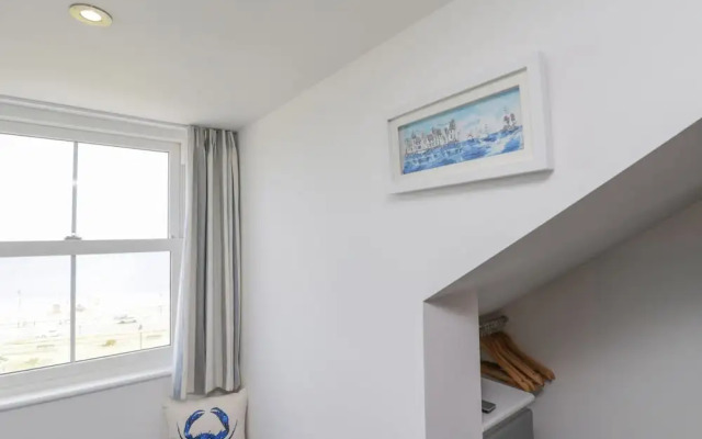 Foxton Penthouse