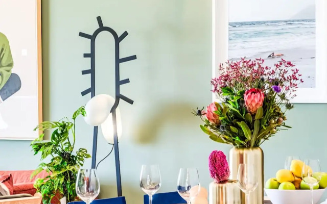 Picturesque Seaside Haven Aretzi