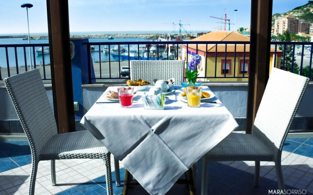 Hotel Al Faro