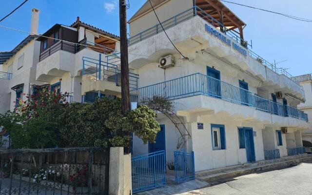 Michele Marie Apartment Hotel