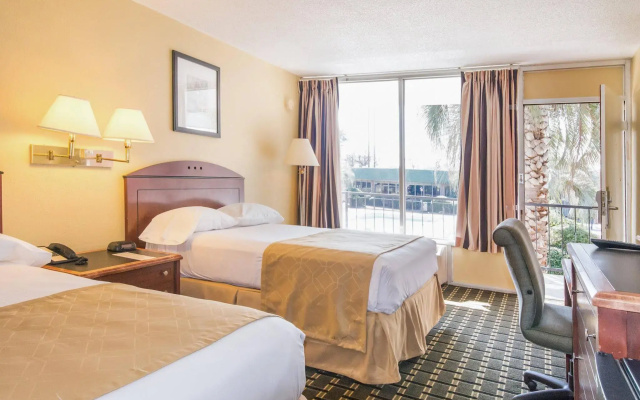 Drury Plaza Hotel North Charleston
