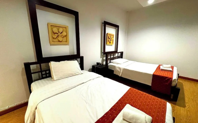 Bangkok Natural Spa Resort and Suite