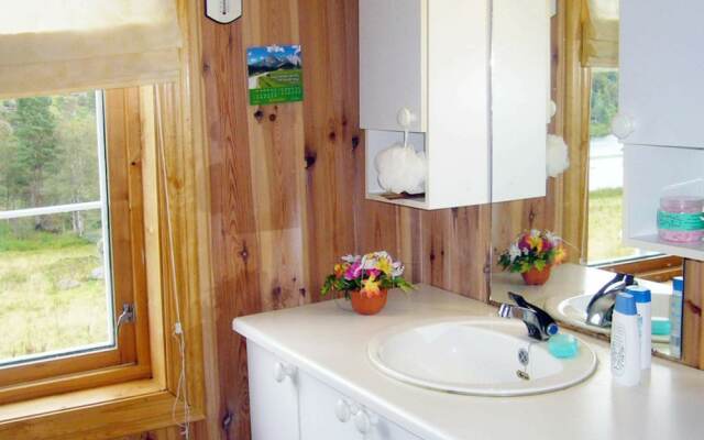 6 Person Holiday Home in Lyngdal