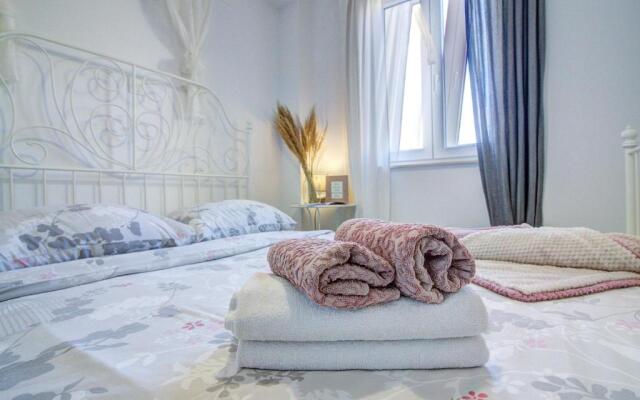 Apartments Dida moj