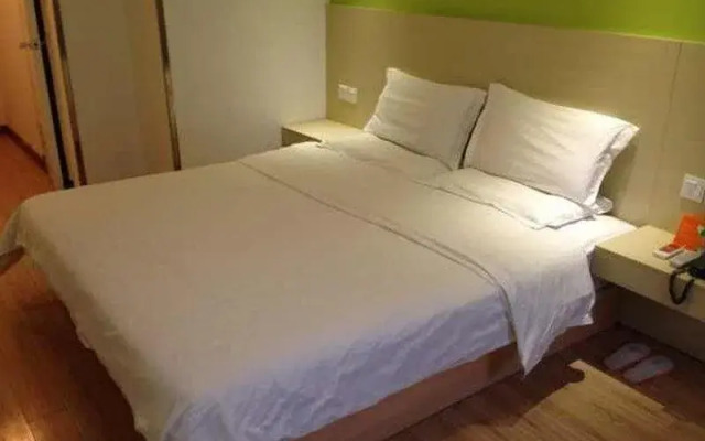 7Days Inn Tianjin Railway Station After Square