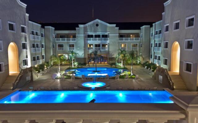 Howard Johnson Hotel & Casino