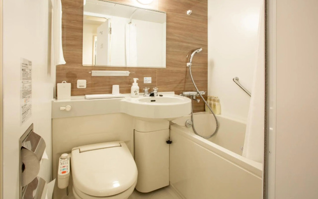 Kuretake Inn Osaka Midousuji Hommachi