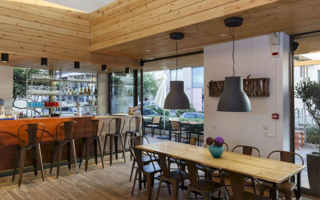 STAY Rhodes HoStel & Bar