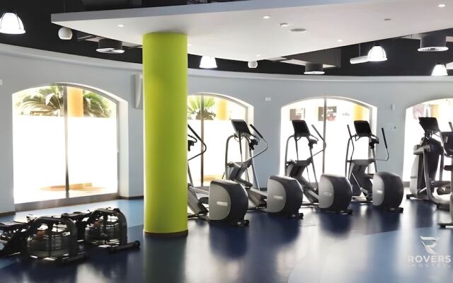 Rovers Beach Hostel JBR