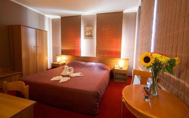 Alegro Hotel