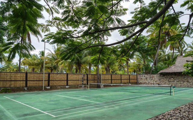 Sira Beach House
