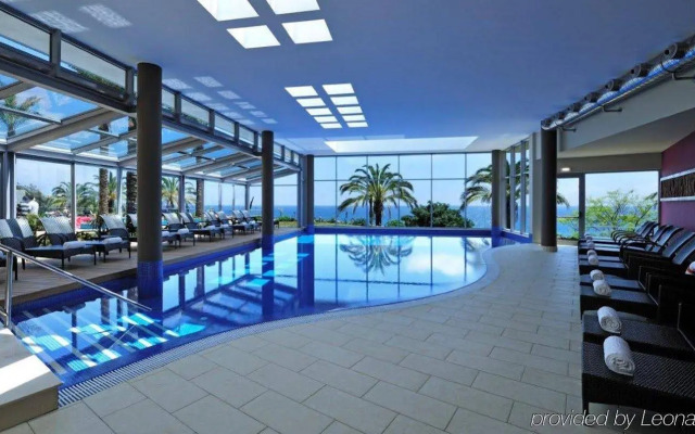 Pestana Promenade Ocean Resort Hotel