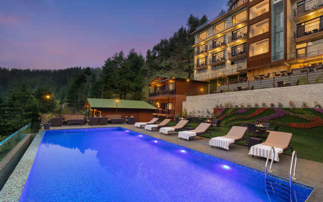 Justa Cliffend Resort & Spa, Mashobra