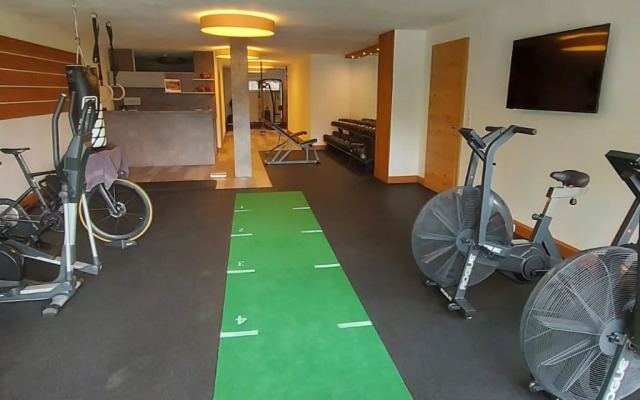 Beautiful Flat in Hart With Fitness Room