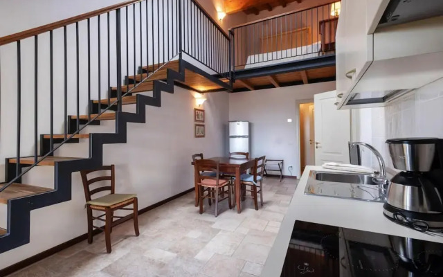 Apartment With Balcony in Poggio All'agnello