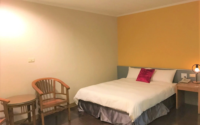 Back Home Hotel