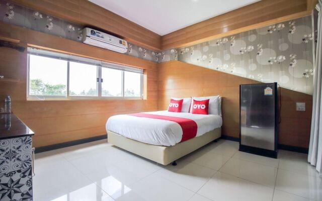 Oyo 387 Little Bangbon