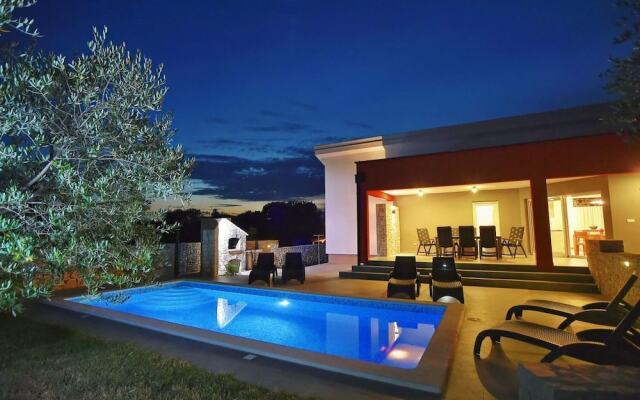Luxury villa Maya