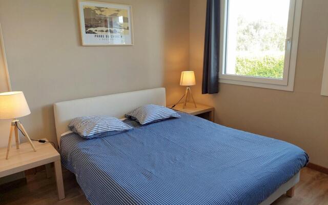 Breton holiday home in a quiet location near the beach