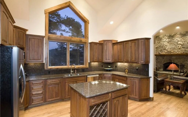 A Lookout Lodge House