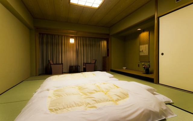 Hotel Shiragiku