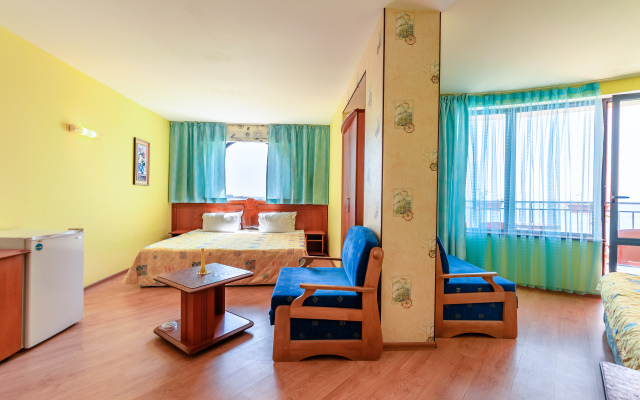 Family Hotel Evridika