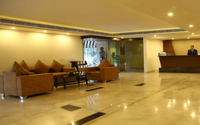 Continent Hotel Nakodar – Lobby – Phagwara