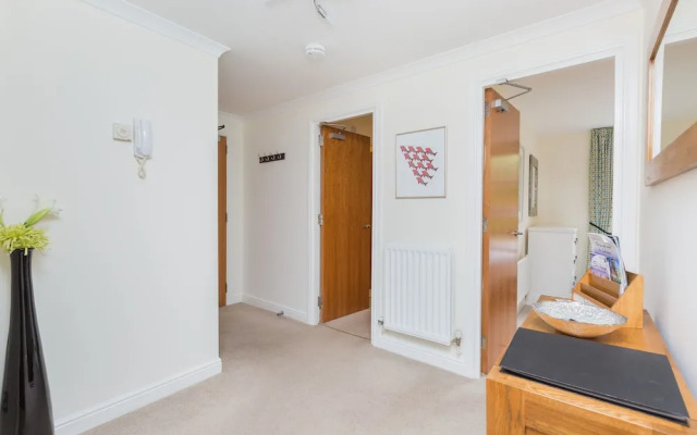 388 Old Tolbooth Wynd Apartment 2