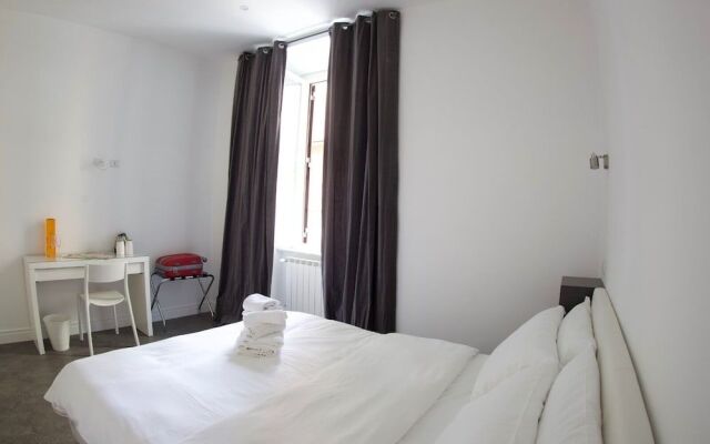 We Love Roma Guesthouse