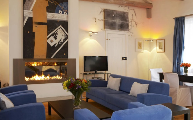 Allee Bleue Hospiltality