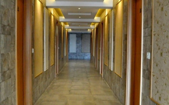 The Royal Bharti Hotel
