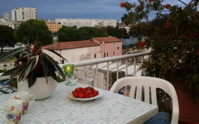 Apartment Garden Old City
