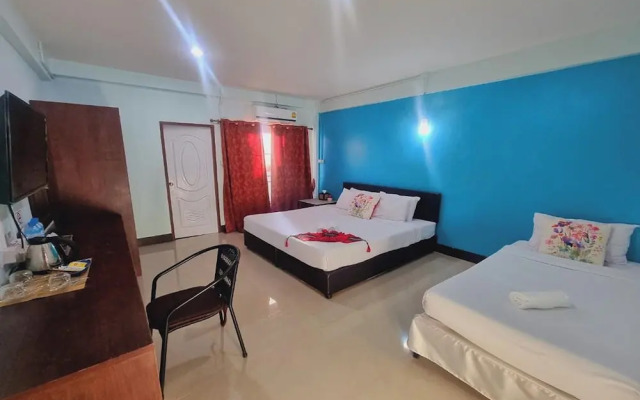 Chat House Chiang Rai