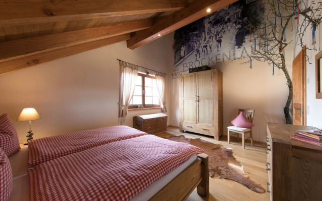 Sports Chalet No. 19