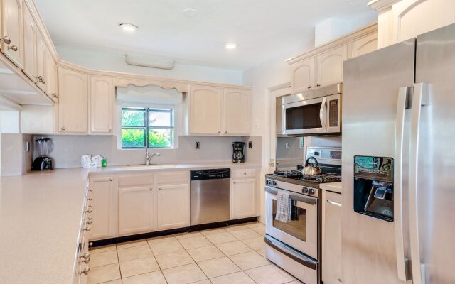 Seaside Sonata by Vtrips