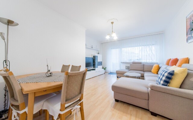 PRIVATE APARTMENT RITTER-BRÜNING-STRAßE