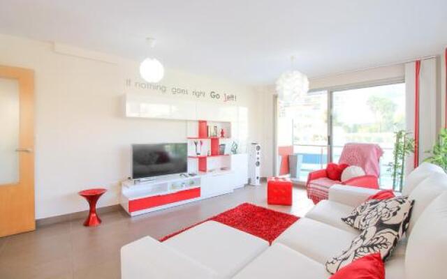 Apartamento Con Piscina - Bor228