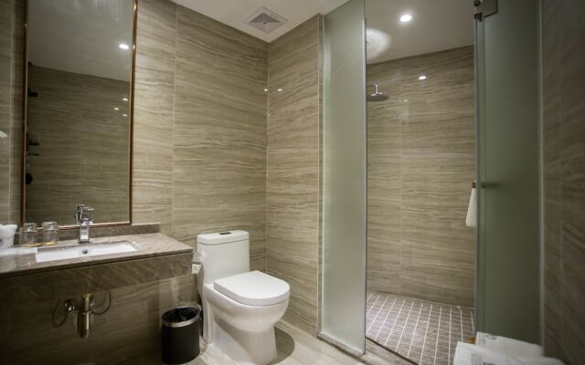 Insail Hotels (Gongbei Port Zhuhai)