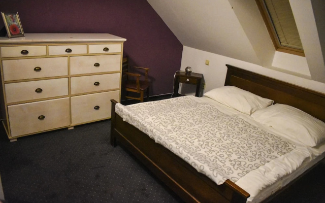 Hotel Rendez Vous