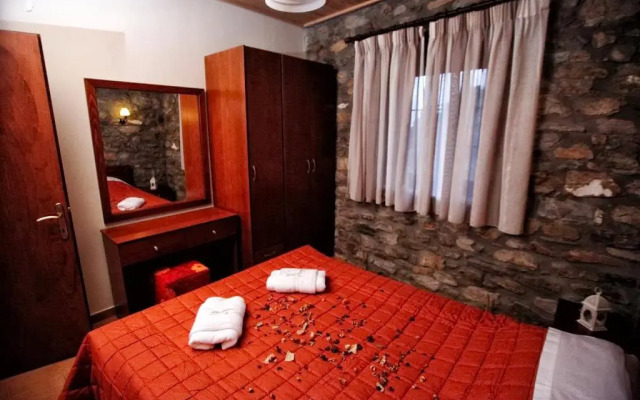 Traditional Apartments Tsikrikonis