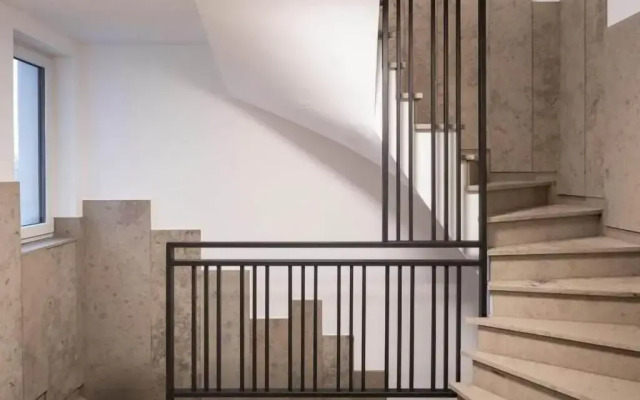 Home & Work Apartments