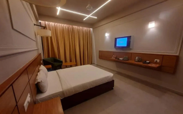 Max Hotels Prayagraj