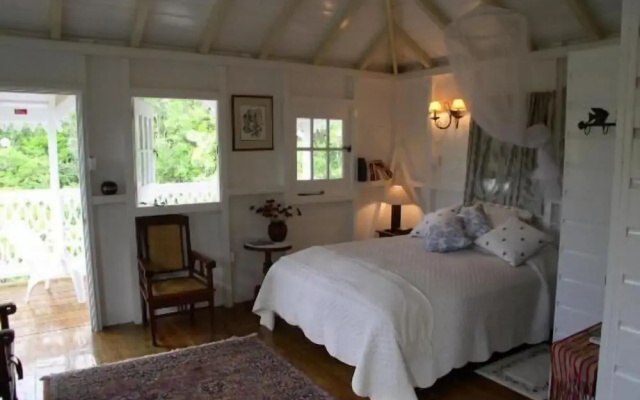 Fire Fly Cottage