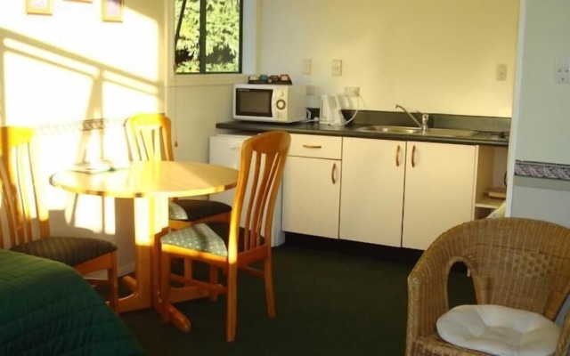 Kiwi Park Motels & Holiday Park