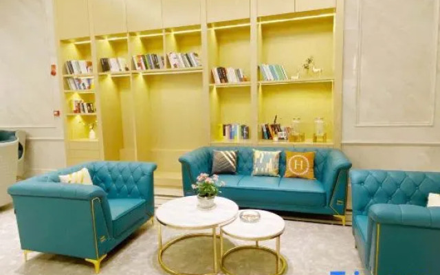 Vienna Hotel Hejiang Yangtze River Bridge