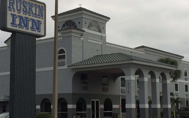 Ruskin Inn Hotel