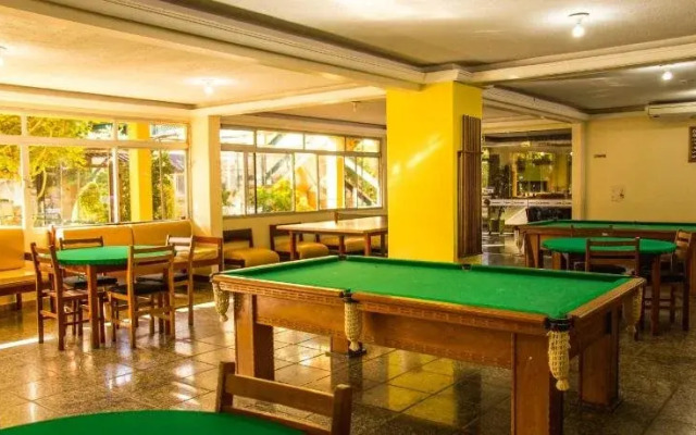 Candeias Hotel Gold Fish