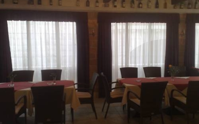 Barba Petra Dvori Apartments